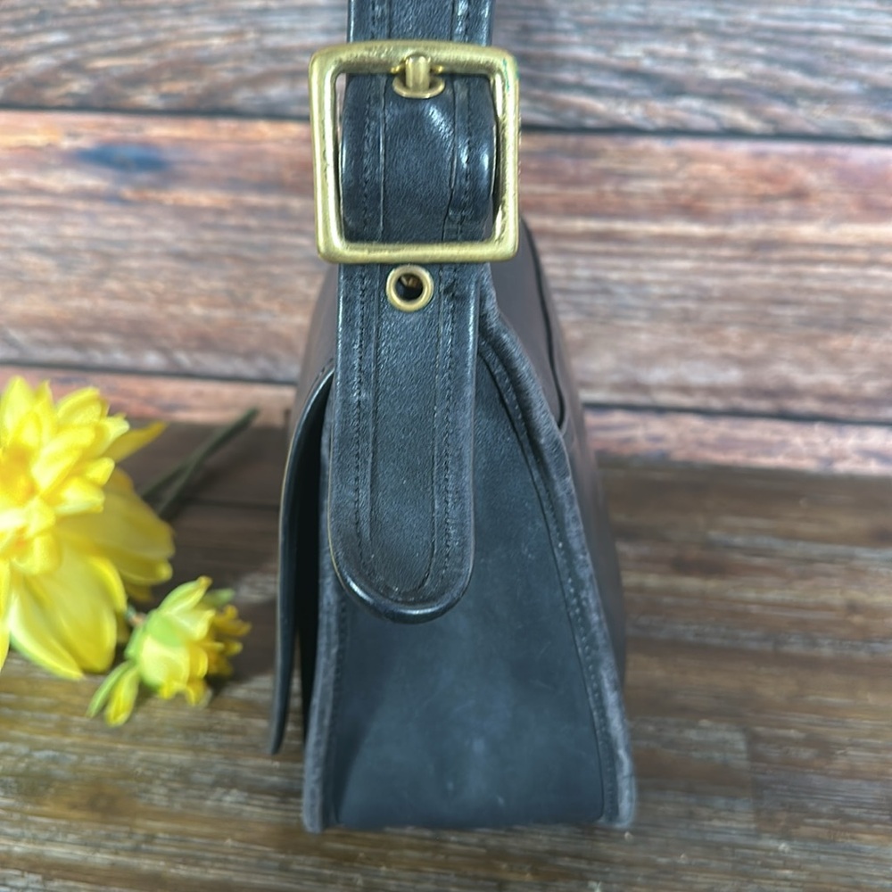 Vintage COACH 9951 Patricia’s Legacy Black Leather Front Flap Crossbody Bag - Picture 3 of 10